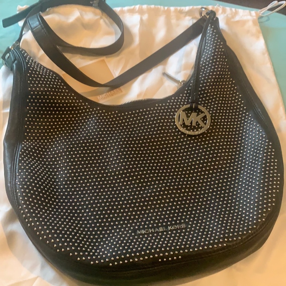Michael Kors leather purse never used